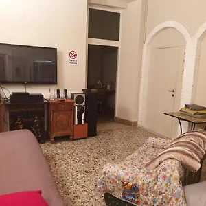 ** Pensión La Casa Di Daniele Italia